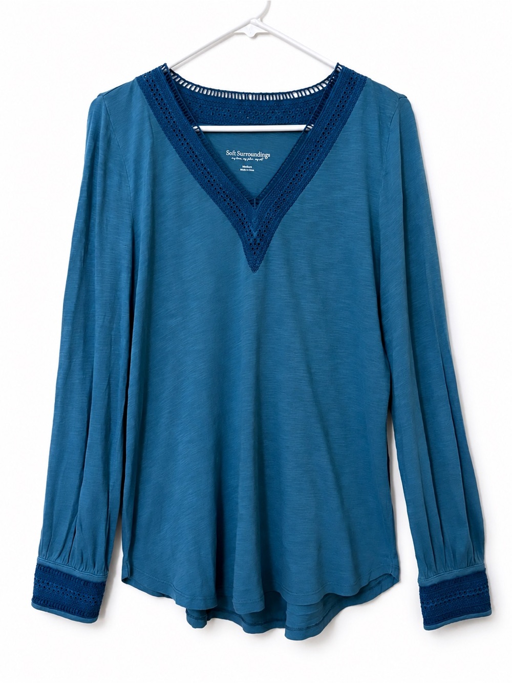 Soft Surroundings Blue Eyelet Embroidered Trim Long Sleeve Top Size M